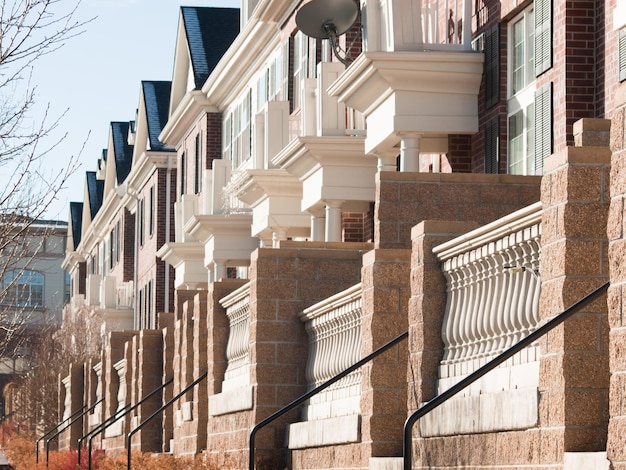 Una hilera de casas adosadas en Denver, Colorado.