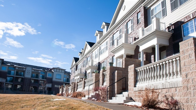 Una hilera de casas adosadas en Denver, Colorado.