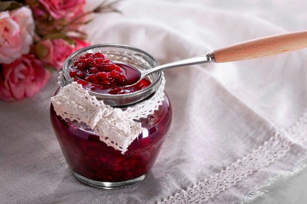 Himbeermarmelade zum Frühstück Marmelade in der Sommersaison kochen