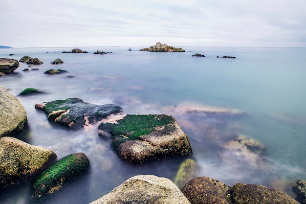 Hintergrund am Meer Küste Ufer ausgesetzt