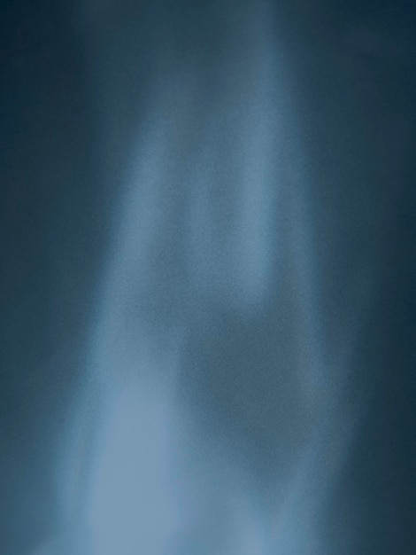 Hintergrund blau-gold gradient schwarzer Überlagerung abstrakter Hintergrund schwarzer Nacht dunkler Abend mit Platz für Text für einen blau-goldenen Hintergrund