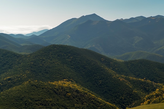 Hintergrund der Berglandschaft