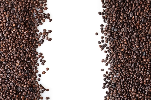 Hintergrund der gerösteten Kaffeebohnen mit Kopienraum