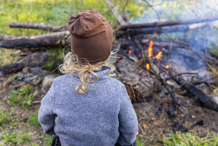 Foto hintergrundansicht einer frau mit hut