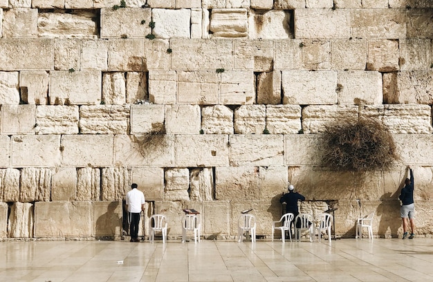 Hintergrundansicht von Männern in Jerusalem