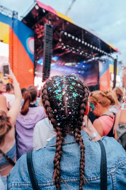 Foto hintergrundansicht von menschen gegen den himmel