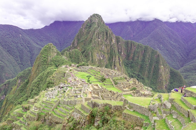 Hintergrundfotografie des historischen Heiligtums von Machu Picchu