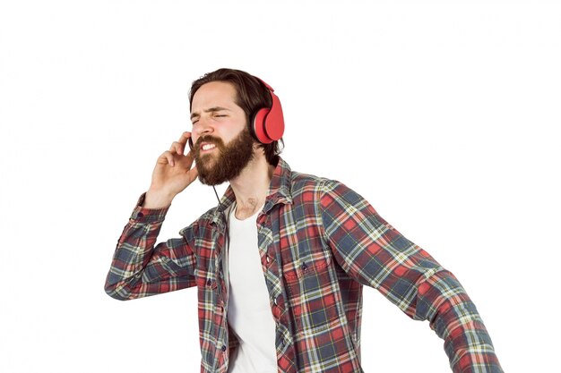 Hipster bonito gosta de ouvir música