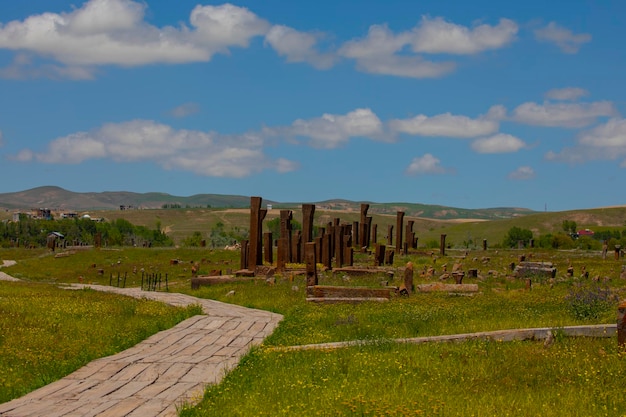 La historia del cementerio Ahlat Selcuk se remonta a 1000 años