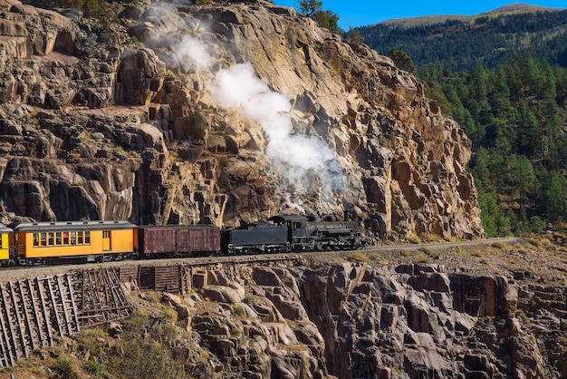 Histórico tren a vapor en Colorado, EE.UU.