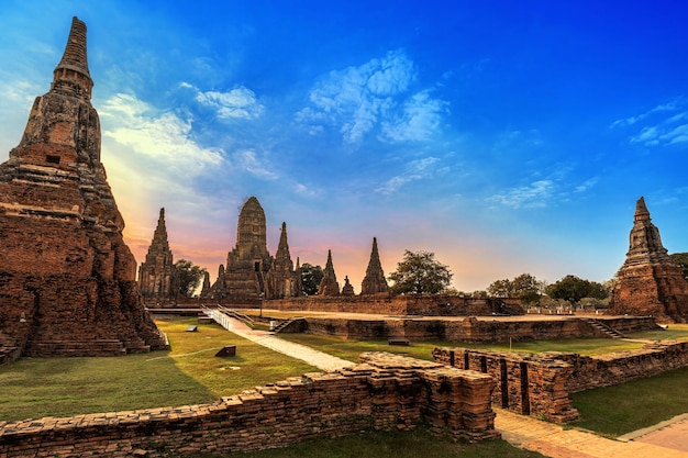 Historische antike Architektur Wat Chaiwattanaram alter Tempel in der Provinz Ayutthaya Thailand