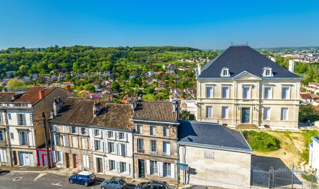 Historische Gebäude in Angouleme, dem französischen Departement Charente