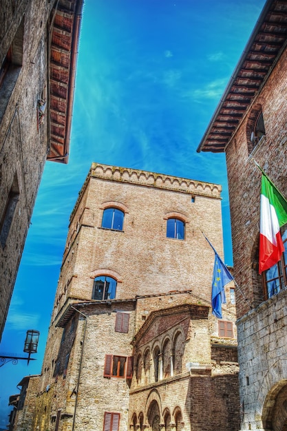 Historische Gebäude in San Gimignano Italien