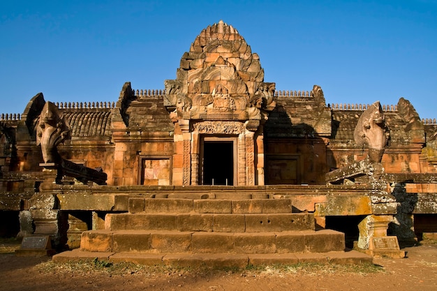 Historischer Park Phanom Sprossenschlosses, alter Tempel und Monument in Thailand