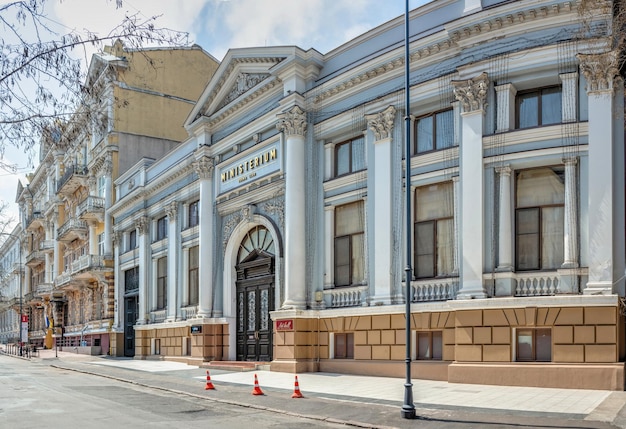 Historisches Gebäude auf der Gogol-Straße in Odessa, Ukraine