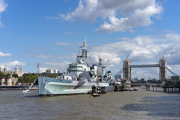 HMS Belfast e Tower Bridge