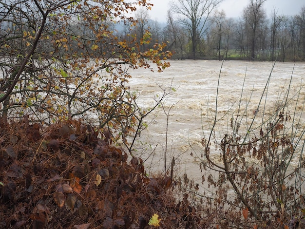 Hochwasser des Flusses Po in Turin