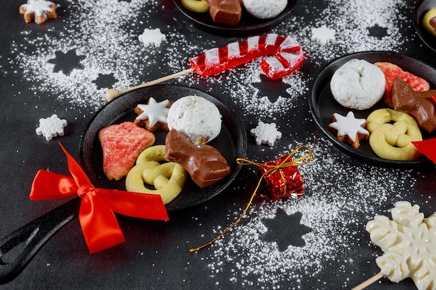 Foto hochwinkelansicht des desserts auf dem tisch