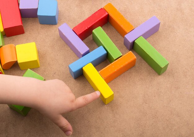 Foto hochwinkelansicht des handspielzeugs