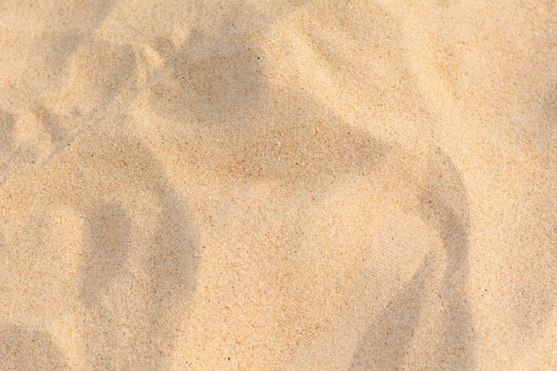 Hochwinkelansicht des Sandes am Strand