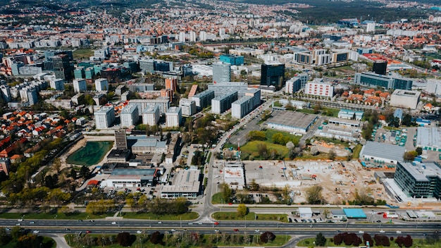 Hochwinkelansicht von Gebäuden in der Stadt