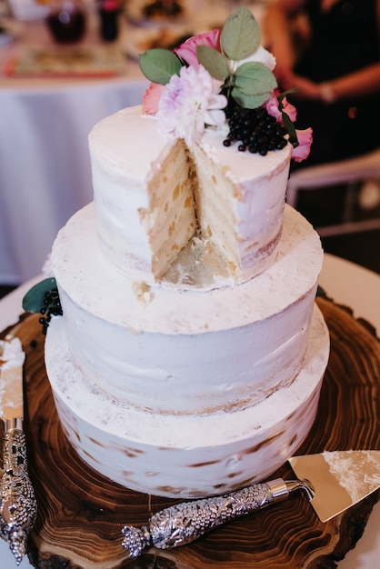 Hochzeitstorte bei der Hochzeit des Brautpaares