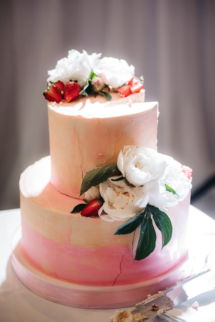 Hochzeitstorte bei der Hochzeit des Brautpaares