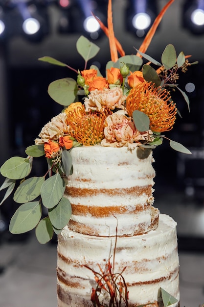 Hochzeitstorte und Buffet