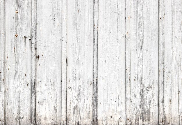 Hölzerner Hintergrund. Grungy weiße verwitterte rustikale Wand