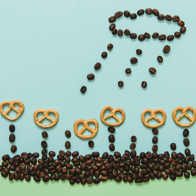 Foto hohe winkelansicht von kaffeebohnen auf dem tisch