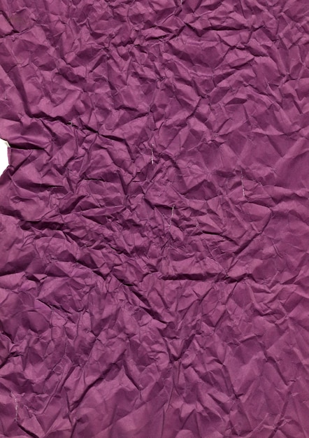 Foto hoja arrugada de papel de seda púrpura