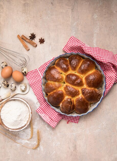 Hojaldre al horno ruso Piroshki con relleno de col