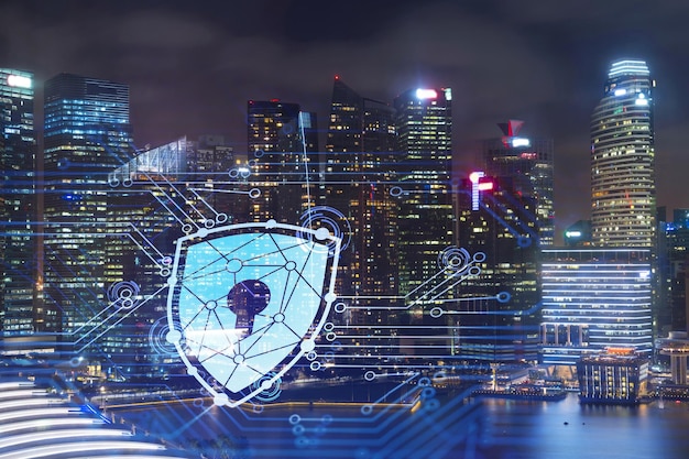 Holograma de candado resplandeciente vista panorámica nocturna de la ciudad de Singapur Asia El concepto de seguridad cibernética para proteger a las empresas Doble exposición
