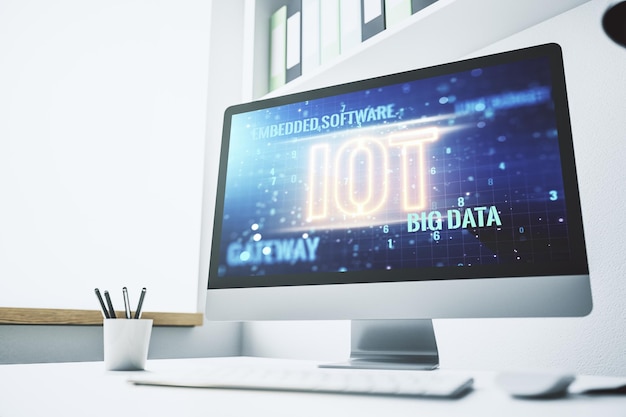 Holograma creativo de IOT en el moderno monitor de computadora portátil Internet de las cosas concepto 3D Rendering