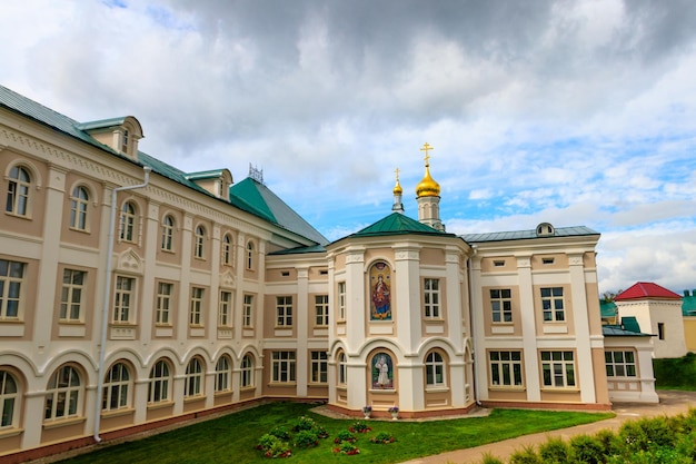 Holy TrinitySaint SeraphimDiveyevo Kloster in Diveyevo Russland