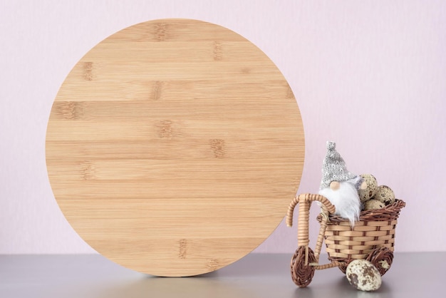 Holz rundes Schild Ostern Mockup leer