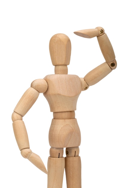 Holzfigur eines Mannes, isolierter auf weißem Hintergrund, posierender Holzmannequin