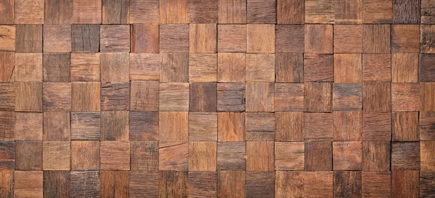 Holzstruktur von Wandpaneelen oder Tischmosaik aus alten Brettern