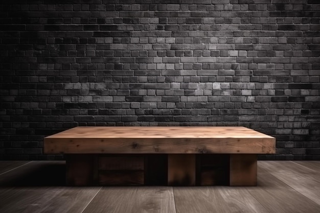Holztisch aus Naturholzbrettern mit Betonblockwand im Hintergrund in einem dunklen Raum