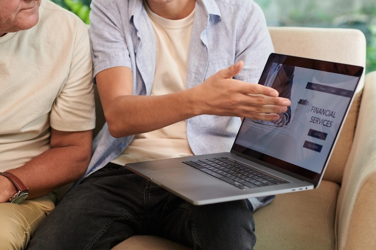 Foto hombre, actuación, financiero, servicios, sitio web