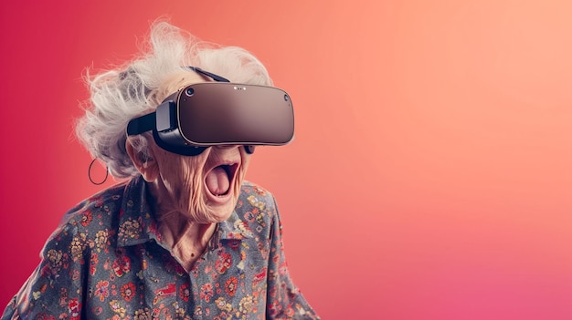 hombre anciano emocionalmente alegre sorprendido con gafas de sol de realidad virtual