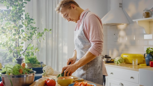 un, hombre, cocina, en, un, cocina