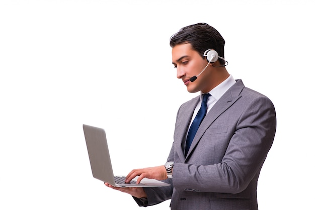 Hombre guapo con auriculares aislado en blanco