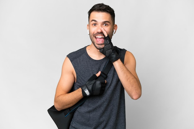 Foto hombre guapo joven sobre fondo aislado