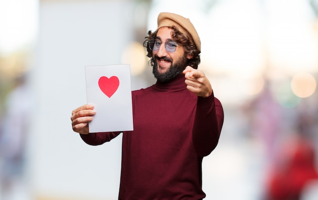 Foto hombre loco joven en el amor, concepto del día de tarjeta del día de san valentín.