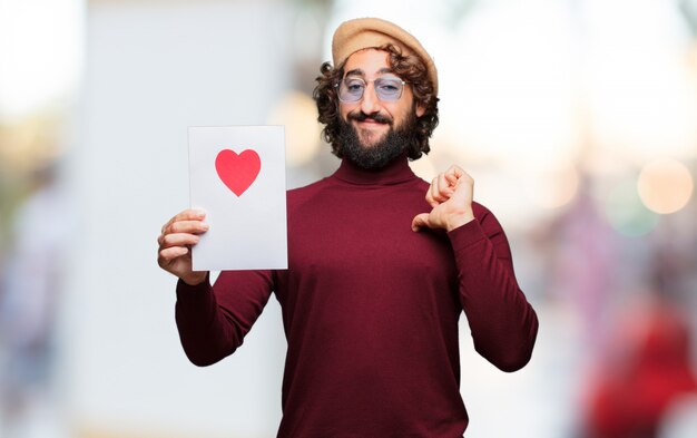 Hombre loco joven en el amor, concepto del día de tarjeta del día de San Valentín.