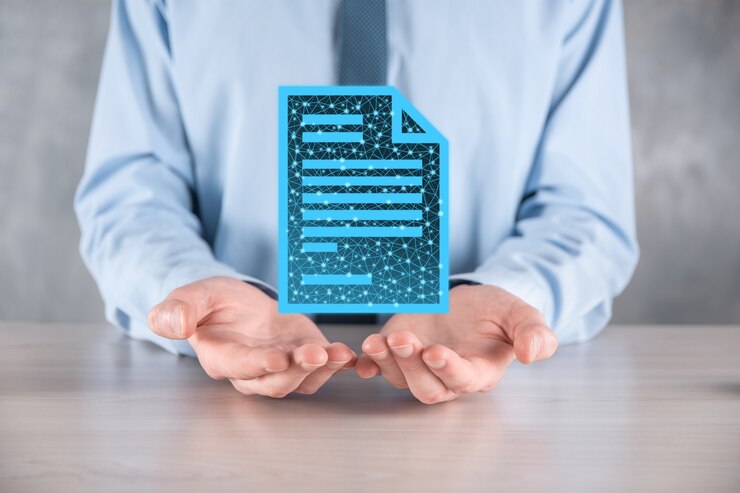 Foto hombre de negocios que sostiene un icono de documento en su mano concepto de tecnología de internet de negocios del sistema de datos de gestión de documentos. sistema de gestión de datos corporativos dms low poly, poligonal