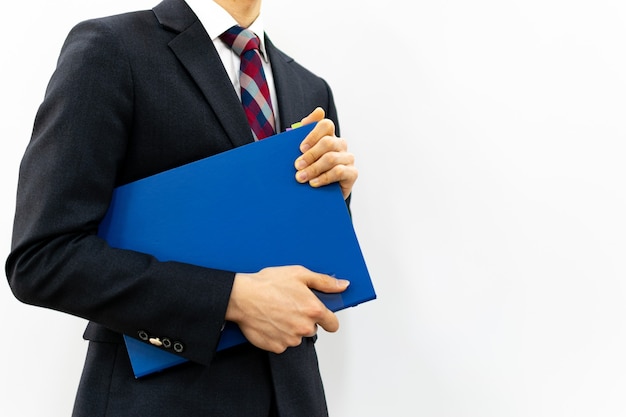 Foto un hombre profesional con traje.