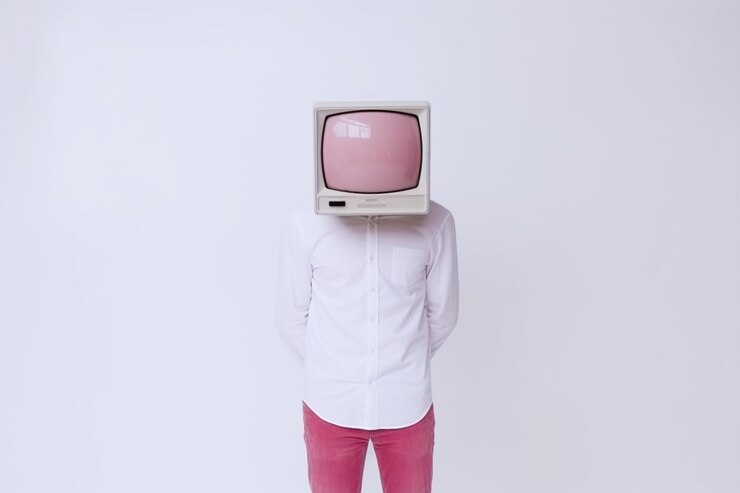 Hombre que sostiene el frente de la cabeza de la televisión vintage en el ai generativo de fondo transparente blanco