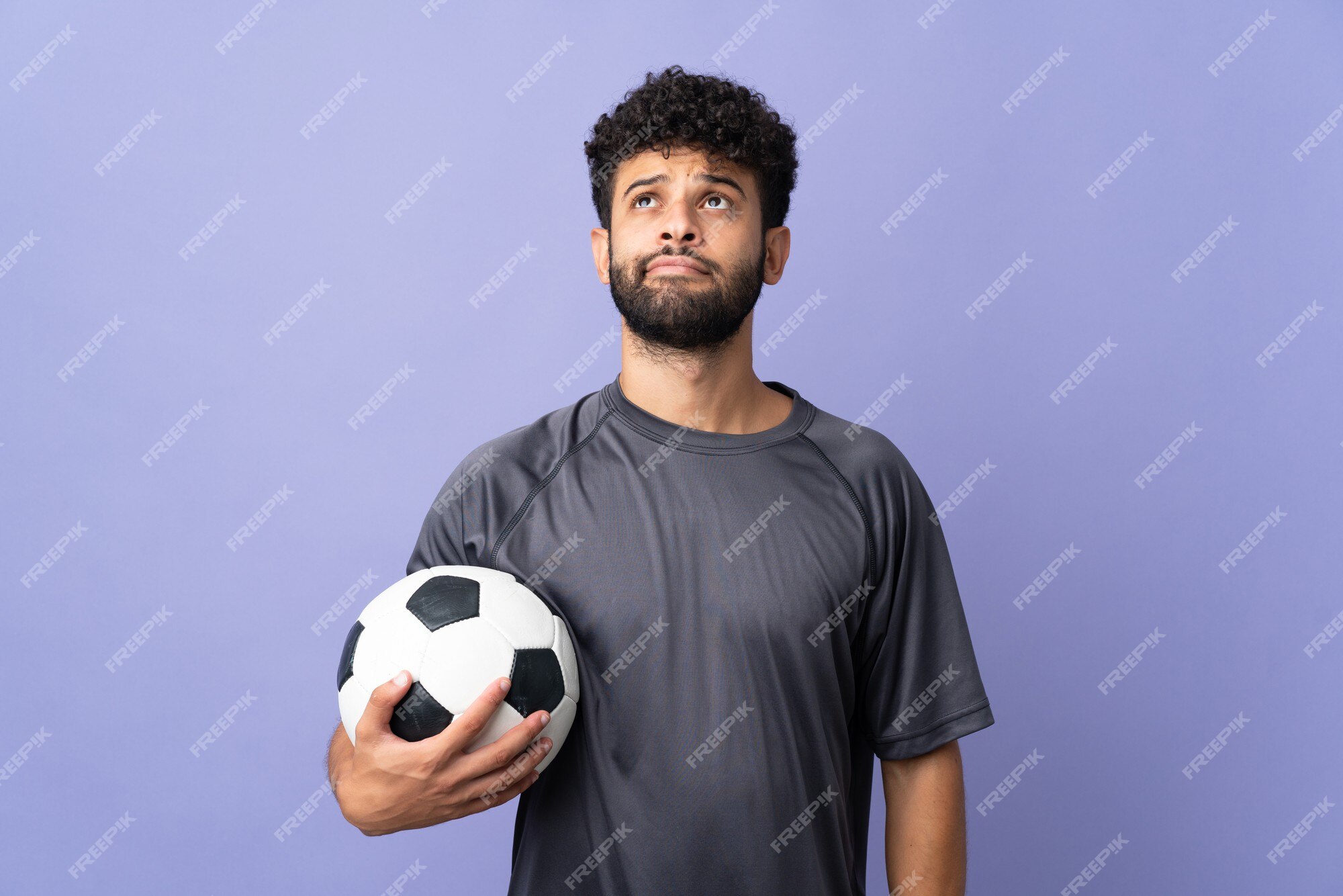 904 Fotos de Stock de Jogador De Futebol Triste - Fotos de Stock Gratuitas  e Sem Fidelização a partir da Dreamstime